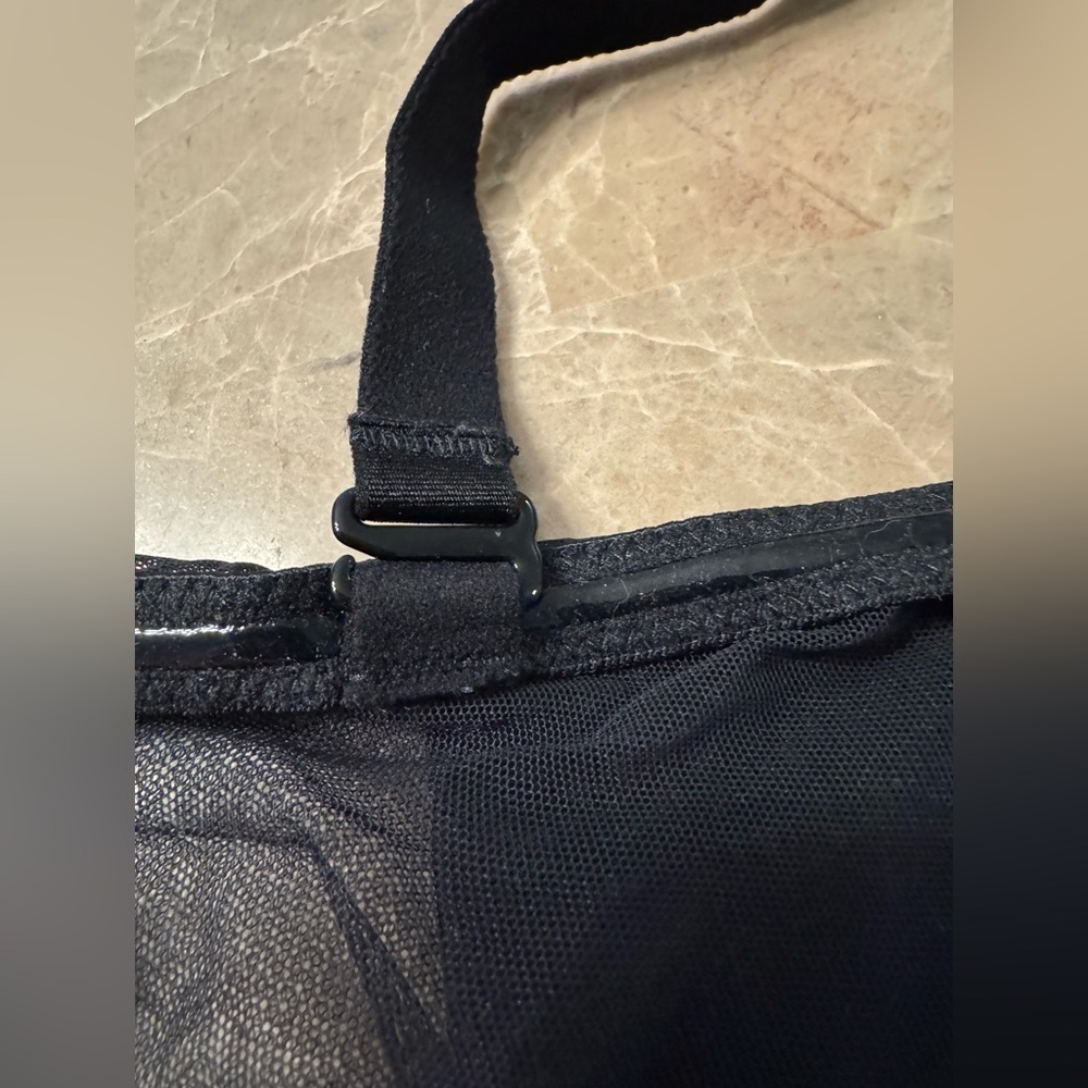 SKIMS ULTRA FINE MESH STRAPLESS BRA 34H - Picture 12 of 15
